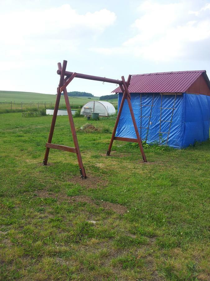 Appartamento Der Kleine Bauernhof Keine Arbeiter Zadnych Pracownikow Lubiatow  Esterno foto