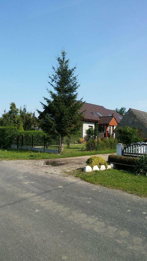 Appartamento Der Kleine Bauernhof Keine Arbeiter Zadnych Pracownikow Lubiatow  Esterno foto
